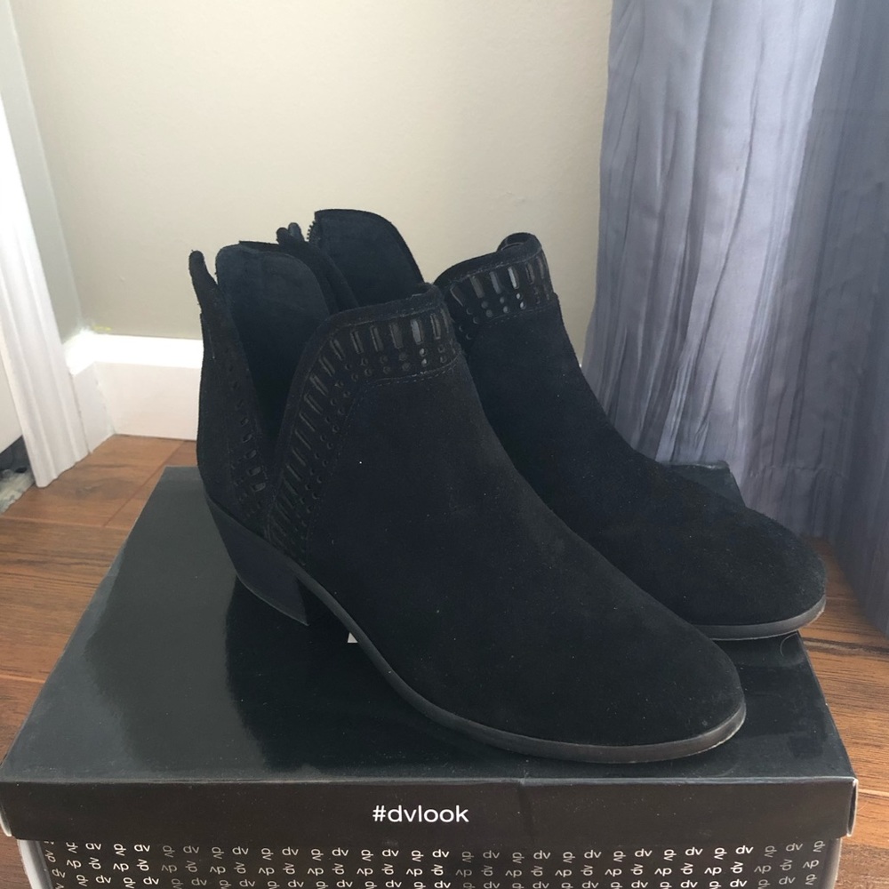 Vince Camuto Booties